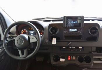 Mercedes-Benz Sprinter 517 CDI 2025
