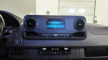 Mercedes-Benz SPRINTER 2023