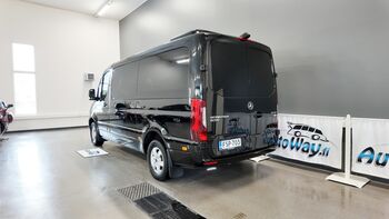 Mercedes-Benz SPRINTER 2023