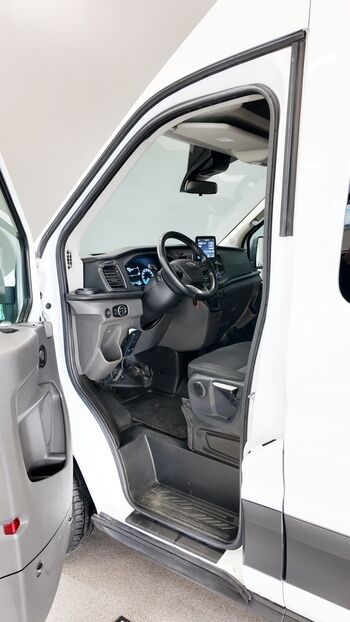 Ford Transit 2021