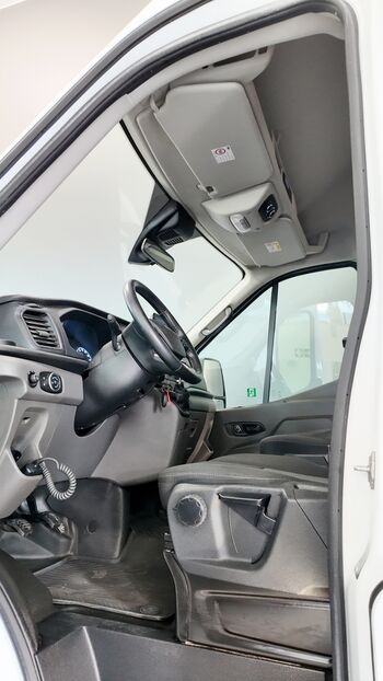 Ford Transit 2021