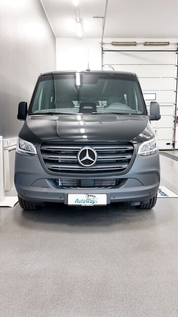 Mercedes-Benz Sprinter 2025