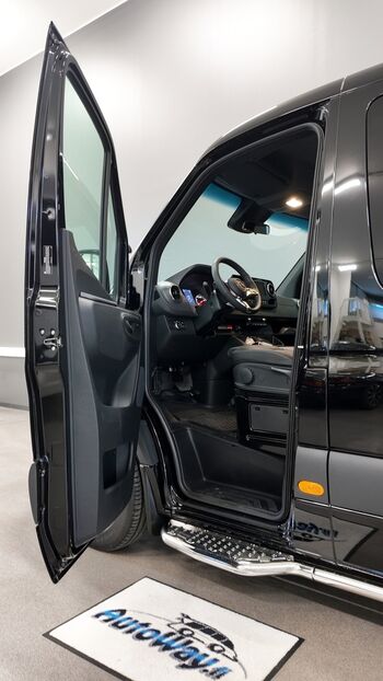 Mercedes-Benz Sprinter 2025