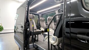 Mercedes-Benz Sprinter 2025