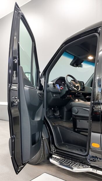 Mercedes-Benz Sprinter 2025