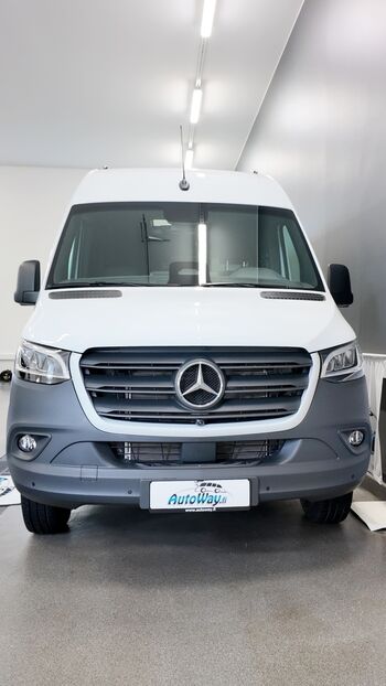 Mercedes-Benz Sprinter 2025