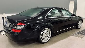 Mercedes-Benz S 2006