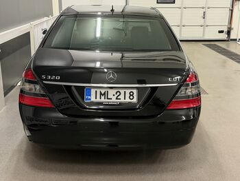 Mercedes-Benz S 2006