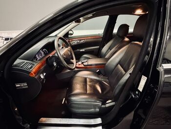 Mercedes-Benz S 2006