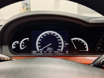 Mercedes-Benz S 2006