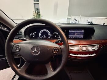 Mercedes-Benz S 2006