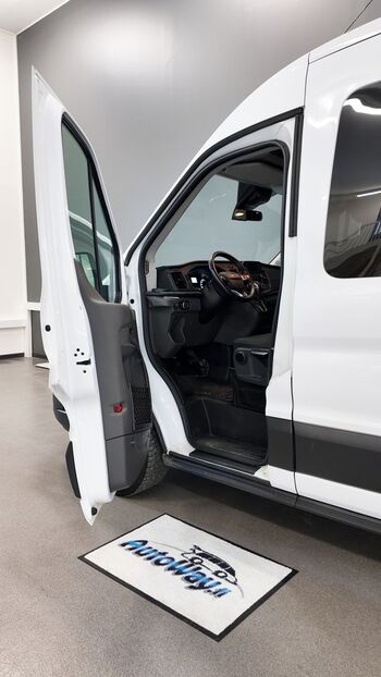 Ford Transit 2021