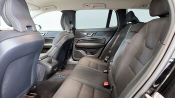 Volvo V60 2021