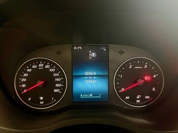 Mercedes-Benz Sprinter 2021