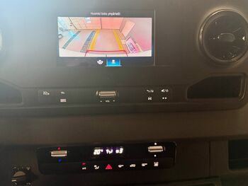 Mercedes-Benz Sprinter 2021