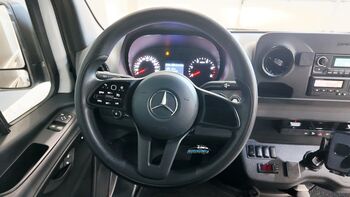 Mercedes-Benz Sprinter 2021