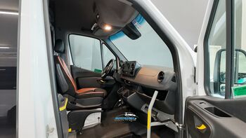 Mercedes-Benz Sprinter 2021